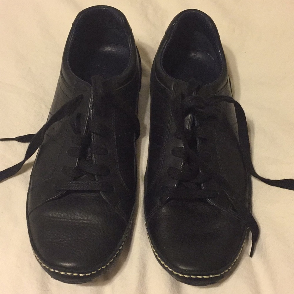 Cole Haan (NEW) 9.5 Black Leather Shoes